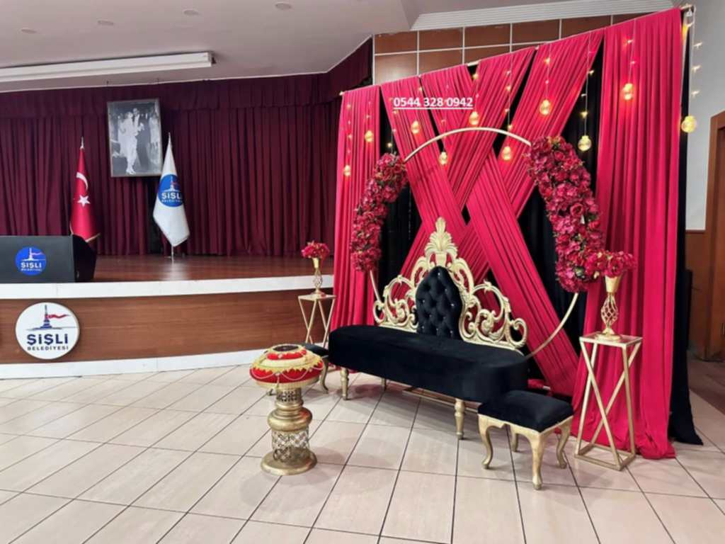 Derviş Eroğlu Kültür Merkezi